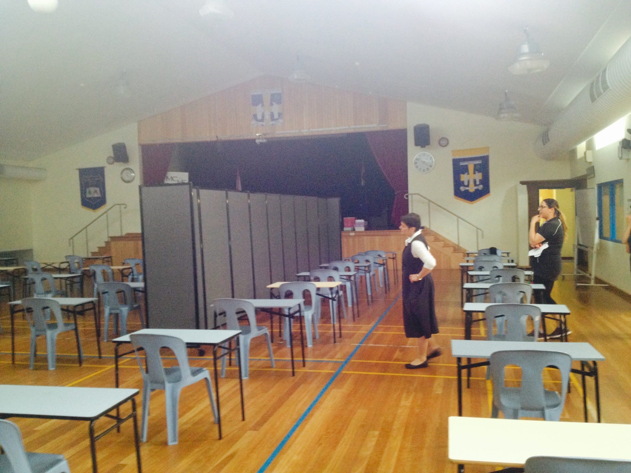 mobile room divider